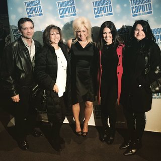 Theresa Caputo feet photo 17