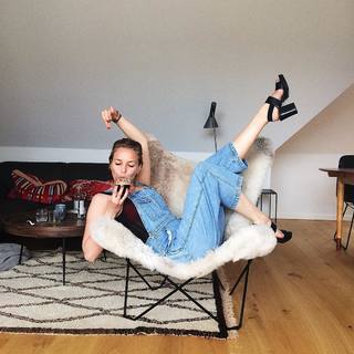Theresa Frostad Eggesbø feet photo 13