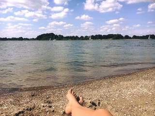 Theresa Underberg feet photo thumbnail