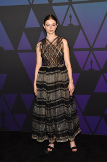 Thomasin McKenzie feet photo thumbnail