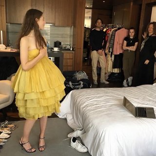 Thomasin McKenzie feet photo thumbnail