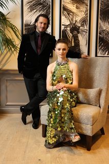 Thomasin McKenzie feet photo thumbnail