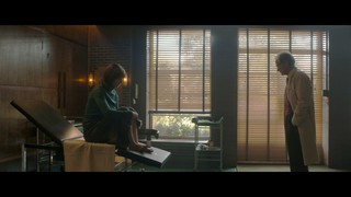 Thomasin McKenzie feet photo thumbnail