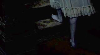 Thora Birch feet photo thumbnail