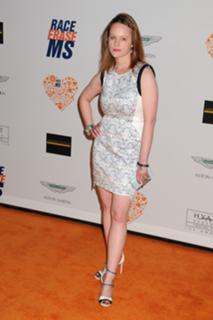 Thora Birch feet photo thumbnail