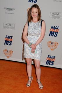 Thora Birch feet photo thumbnail