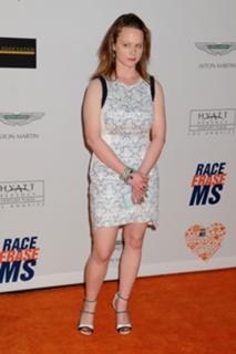 Thora Birch feet photo thumbnail