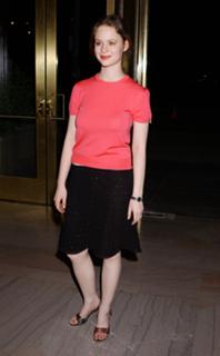 Thora Birch feet photo thumbnail