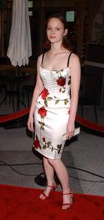 Thora Birch feet photo thumbnail