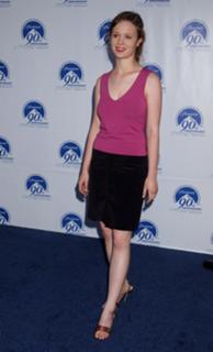 Thora Birch feet photo thumbnail