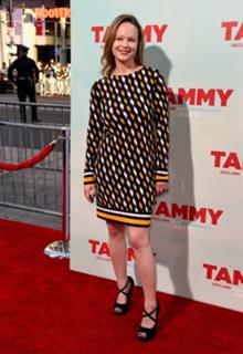 Thora Birch feet photo thumbnail