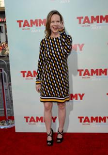 Thora Birch feet photo thumbnail