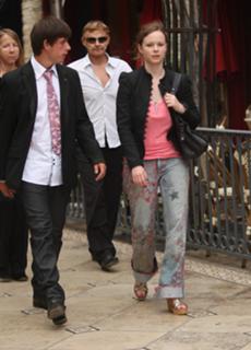 Thora Birch feet photo thumbnail