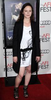 Thora Birch feet photo thumbnail