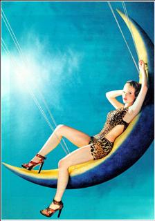 Thora Birch feet photo thumbnail