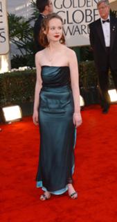 Thora Birch feet photo thumbnail