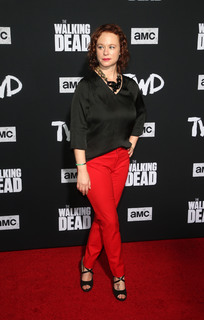 Thora Birch feet photo thumbnail