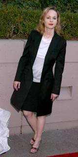 Thora Birch feet photo thumbnail