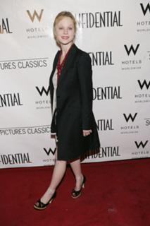 Thora Birch feet photo thumbnail