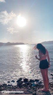 Thylane Blondeau feet photo thumbnail