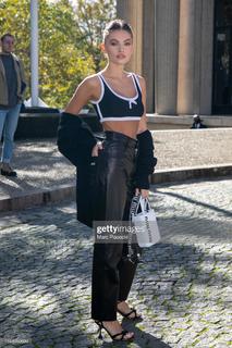 Thylane Blondeau feet photo thumbnail