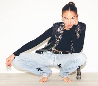 Thylane Blondeau feet photo thumbnail