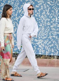 Thylane Blondeau feet photo thumbnail