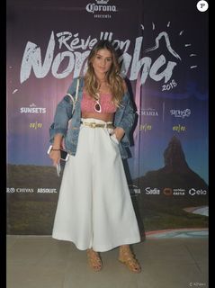Thássia Naves feet photo 1
