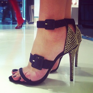 Thássia Naves feet photo 11