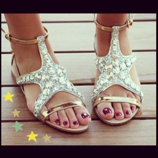 Thássia Naves feet photo 11
