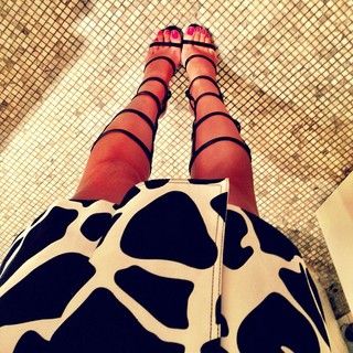 Thássia Naves feet photo 5