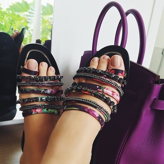 Thássia Naves feet photo 3