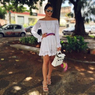 Thássia Naves feet photo 17