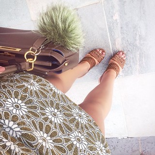Thássia Naves feet photo 9