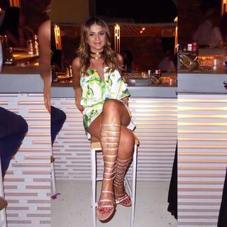 Thássia Naves feet photo 3