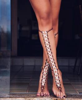 Thássia Naves feet photo 7