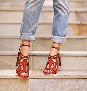 Thássia Naves feet photo 1