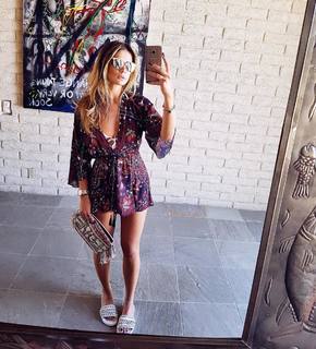 Thássia Naves feet photo 9
