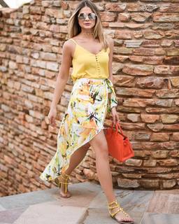 Thássia Naves feet photo 12