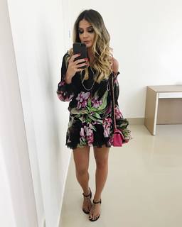 Thássia Naves feet photo 11