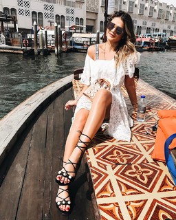 Thássia Naves feet photo 8