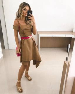 Thássia Naves feet photo 8