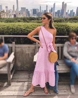 Thássia Naves feet photo 8