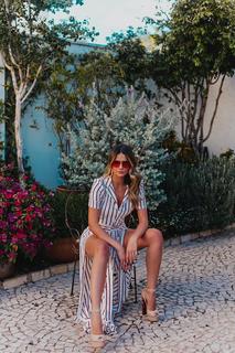 Thássia Naves feet photo 1