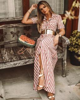 Thássia Naves feet photo 9