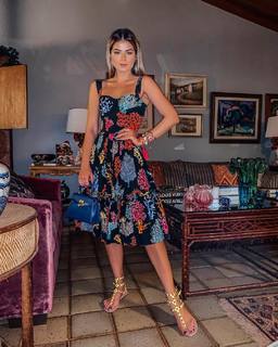 Thássia Naves feet photo 5