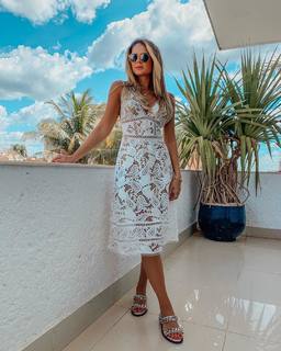 Thássia Naves feet photo 9