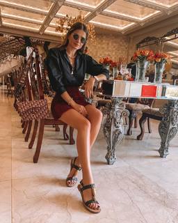 Thássia Naves feet photo 9