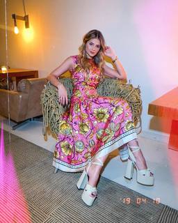 Thássia Naves feet photo 9