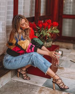 Thássia Naves feet photo 7